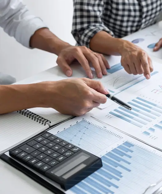 Expert Advice Illustration